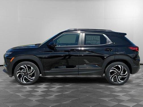 Black 2026 Chevrolet Trailblazer RS