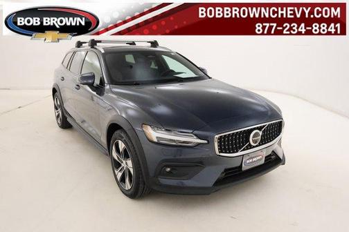 2023 Volvo V60 Cross Country B5 Plus