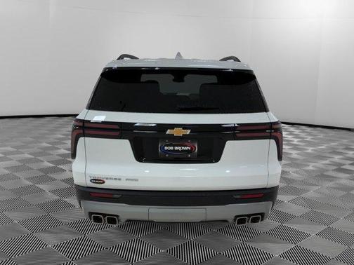 White 2026 Chevrolet Traverse LT