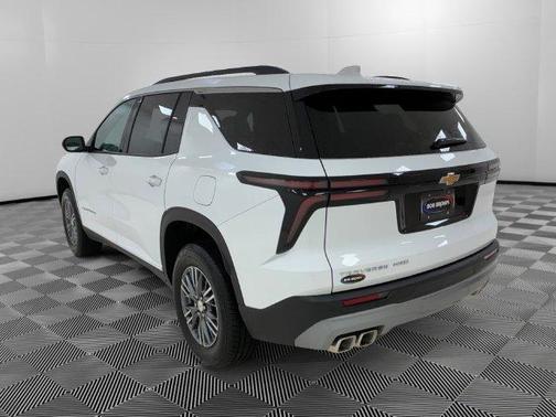 White 2026 Chevrolet Traverse LT