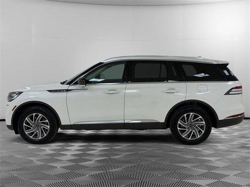 2023 Lincoln Aviator Standard AWD