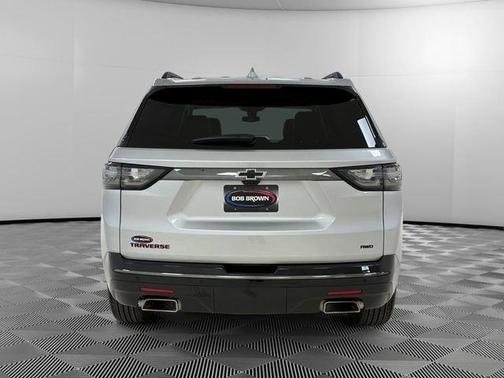 Gray 2021 Chevrolet Traverse Premier