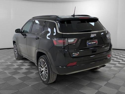 Black 2022 Jeep Compass Limited