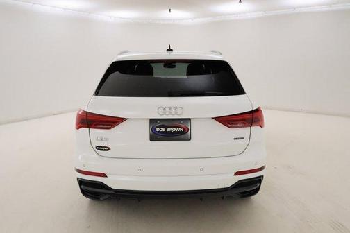2022 Audi Q3 45 S line Premium