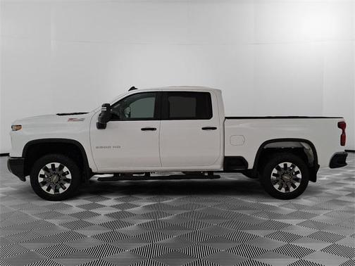 2025 Chevrolet Silverado 2500 Custom