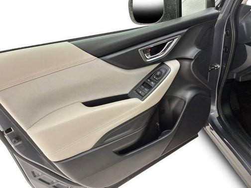 Magnetite Gray Metallic 2024 Subaru Forester Premium