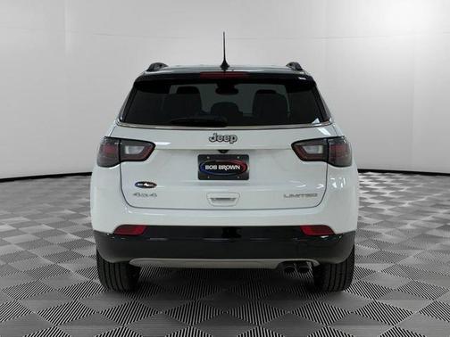 White 2022 Jeep Compass Limited