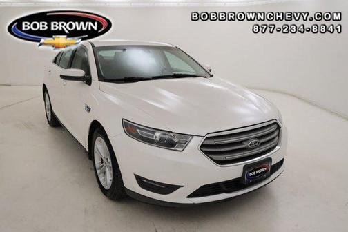 2016 Ford Taurus SEL