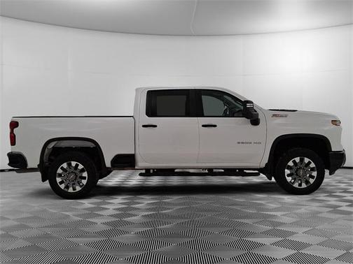 2025 Chevrolet Silverado 2500 Custom