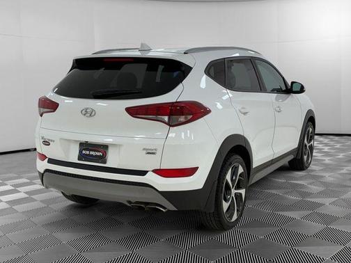 Dazzling White 2018 Hyundai TUCSON Sport