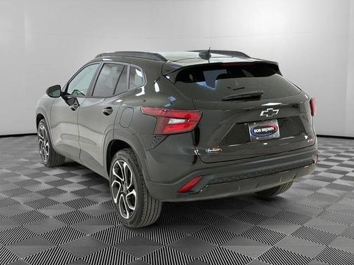 Black 2025 Chevrolet Trax 2RS