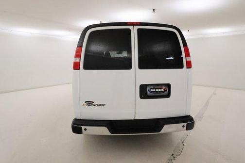 2024 Chevrolet Express 3500 LT