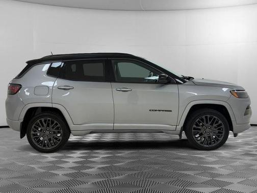 Silver 2022 Jeep Compass Limited