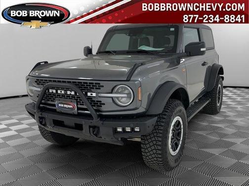 Gray 2024 Ford Bronco Badlands