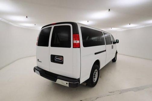 2024 Chevrolet Express 3500 LT