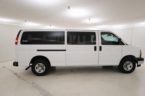 2024 Chevrolet Express 3500 LT