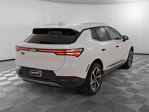 2025 Chevrolet Equinox EV LT 2