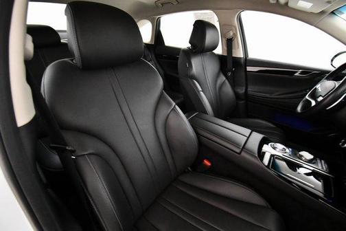 2023 Genesis G80 2.5T