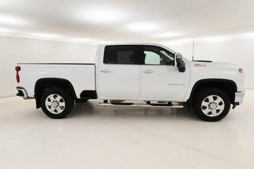 Photo 2 of 27 of 2022 Chevrolet Silverado 2500 LTZ