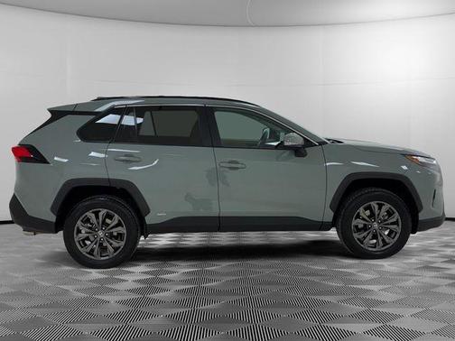 2023 Toyota RAV4 Hybrid XLE Premium