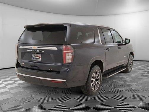 2021 Chevrolet Suburban LT