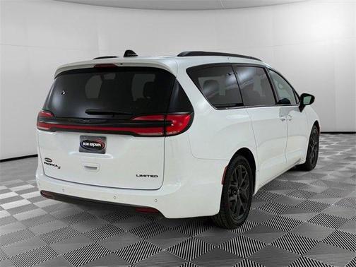 2025 Chrysler Pacifica Limited