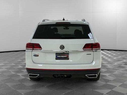Pure White 2022 Volkswagen Atlas 3.6L SEL