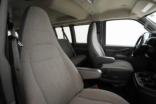 2023 Chevrolet Express 3500 LT