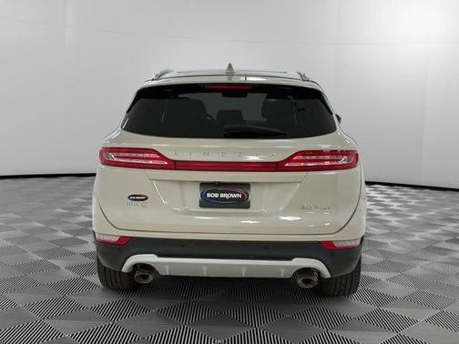 White 2018 Lincoln MKC Reserve