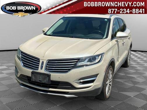 White 2018 Lincoln MKC Reserve