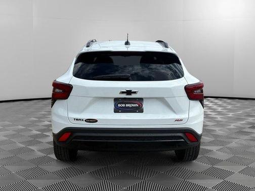 White 2026 Chevrolet Trax 2RS