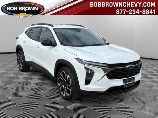 White 2026 Chevrolet Trax 2RS