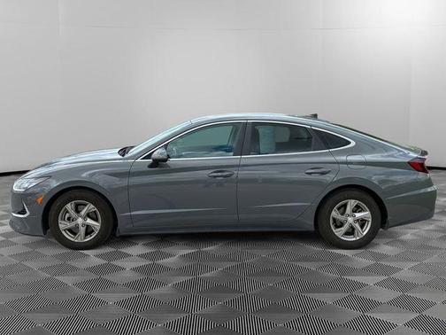 Gray 2021 Hyundai SONATA SE