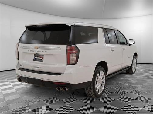 2021 Chevrolet Suburban High Country