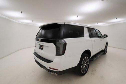 2025 Chevrolet Suburban High Country