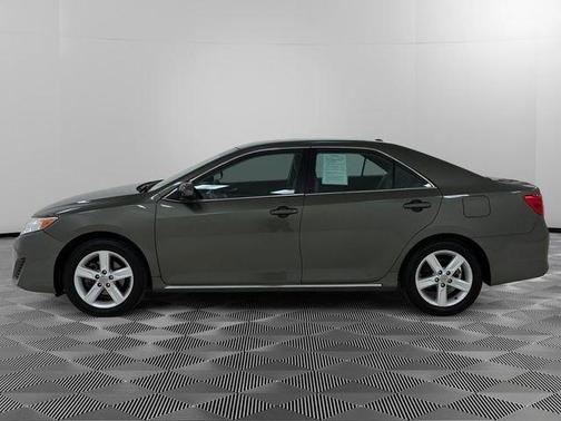 Cypress Pearl 2014 Toyota Camry LE