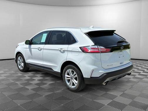 White 2020 Ford Edge SEL