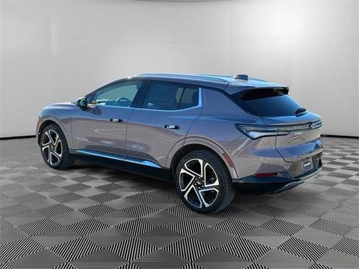 2026 Chevrolet Equinox EV LT 2