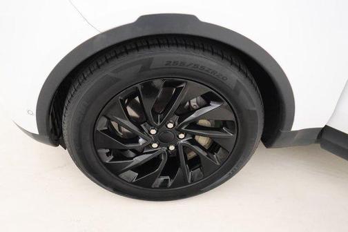 2024 Land Rover Discovery P300 S