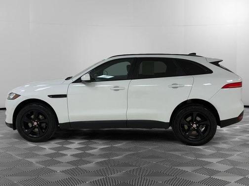 Fuji White 2020 Jaguar F-PACE 25t Premium
