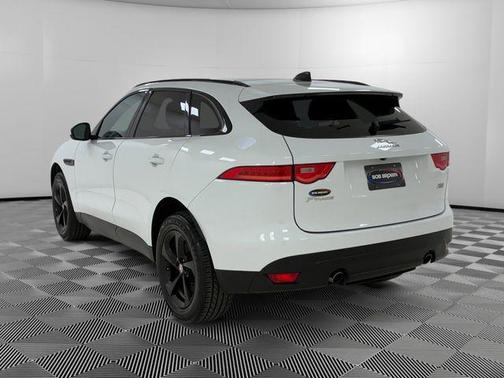 Fuji White 2020 Jaguar F-PACE 25t Premium