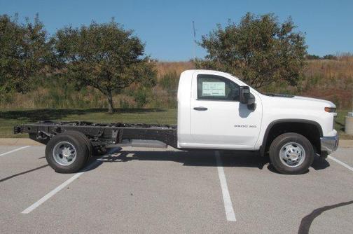 2026 Chevrolet Silverado 3500 WT