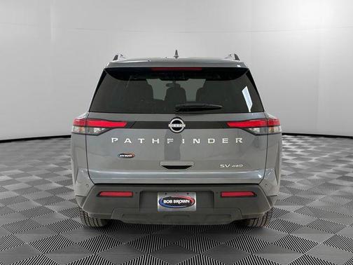 2023 Nissan Pathfinder SV