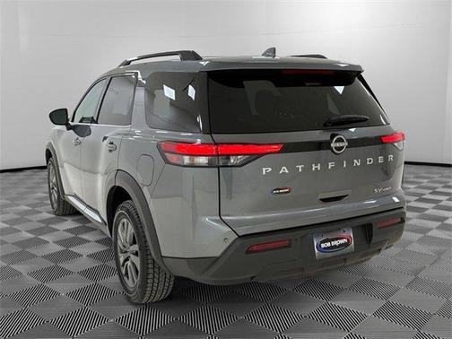 2023 Nissan Pathfinder SV