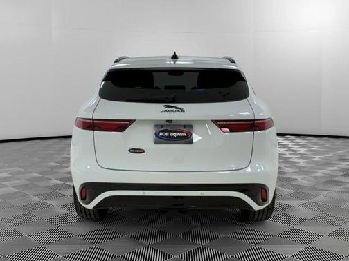 Fuji White 2025 Jaguar F-PACE P250 R-Dynamic S