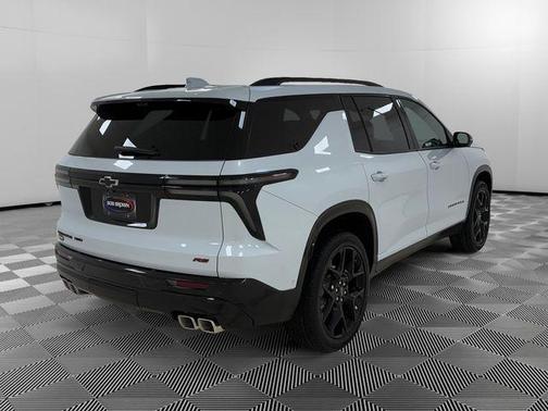 White 2026 Chevrolet Traverse RS