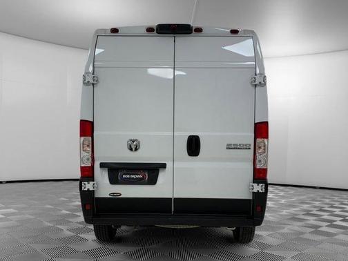 White 2025 RAM ProMaster 2500 High Roof