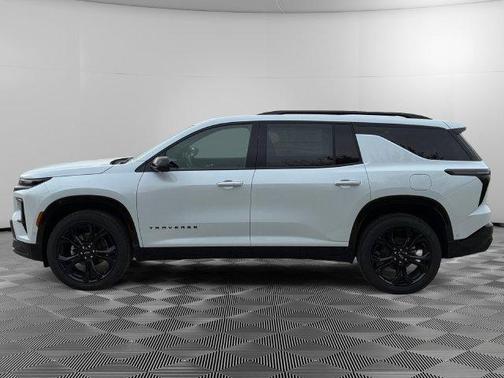 White 2027 Chevrolet Traverse RS