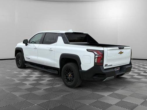 2025 Chevrolet Silverado EV LT