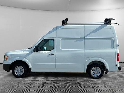 White 2021 Nissan NV Cargo NV2500 HD S/SV V6/V8